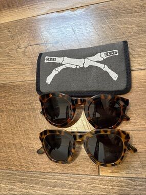 Set of two Tortoise Shell Sunglasses - Brown Polarized Lenses